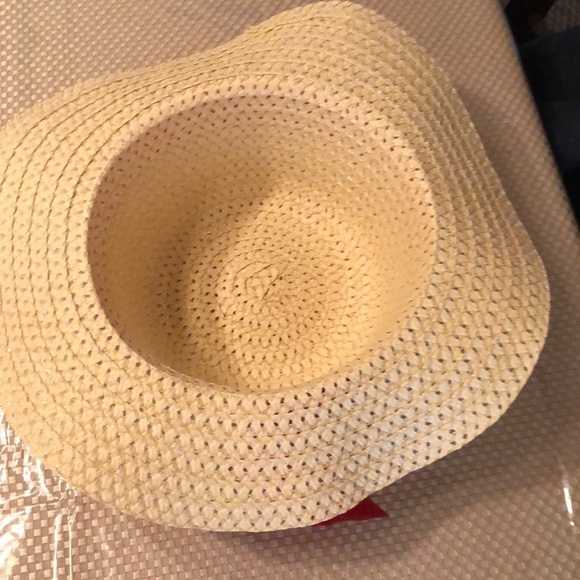 NWT Tan sunhat with a red bow around it - Picture 2 of 3